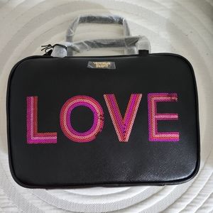 VS LOVE Jetsetter Travel Case